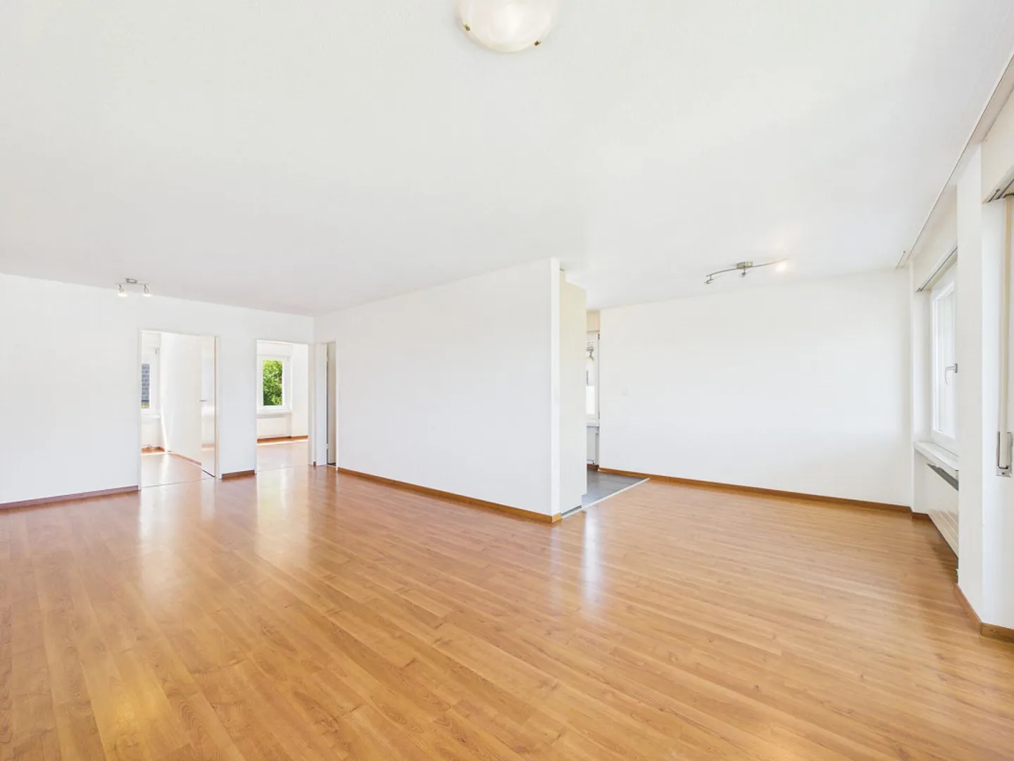 Sunny Oasis in the Green – centrally located, quiet and with a fantastic... - Photo 2 of 7