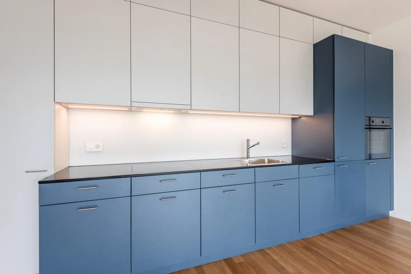 Modernes Apartment mit atemberaubendem Blick - Foto 2 von 12
