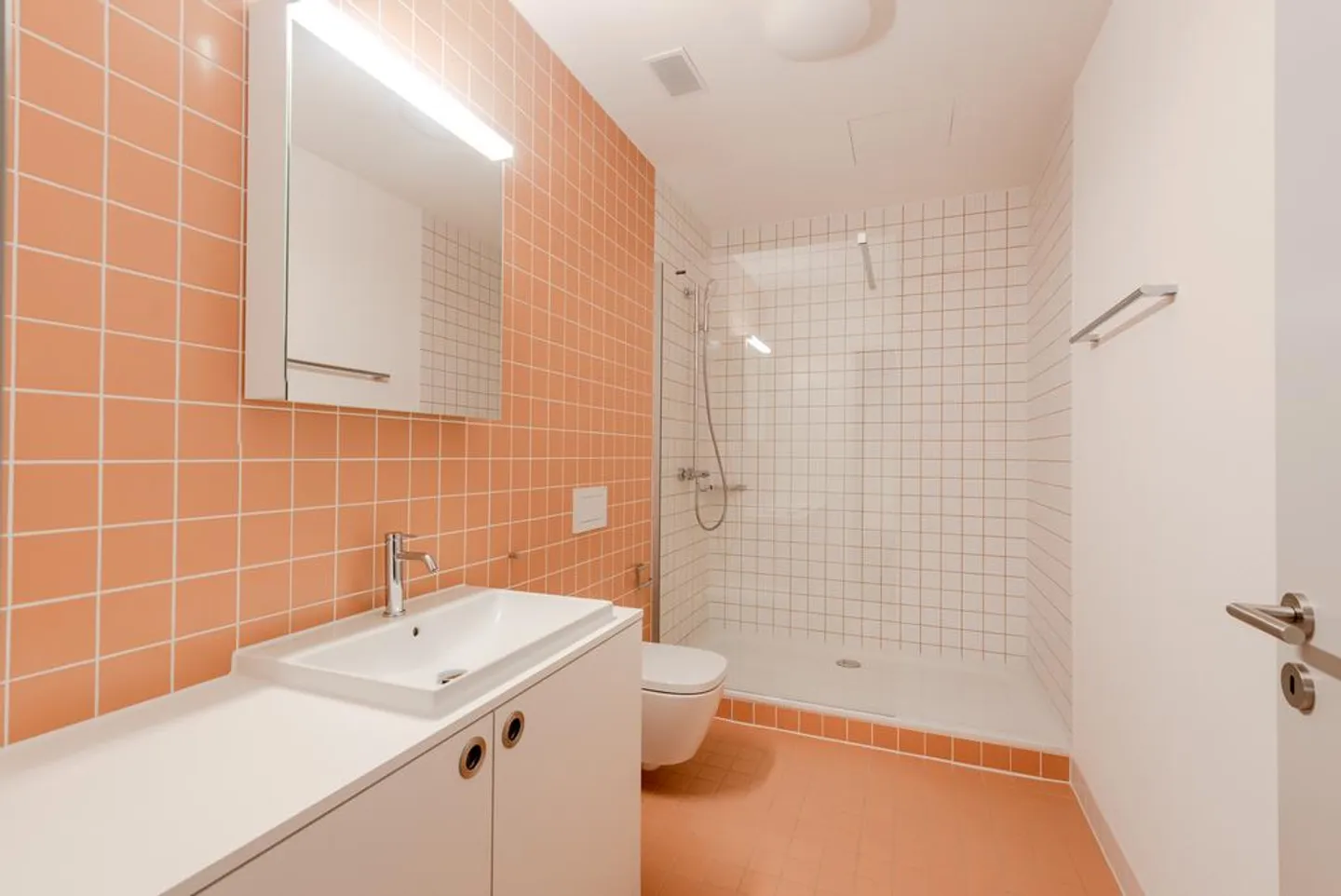 Modernes Apartment mit atemberaubendem Blick - Foto 5 von 12
