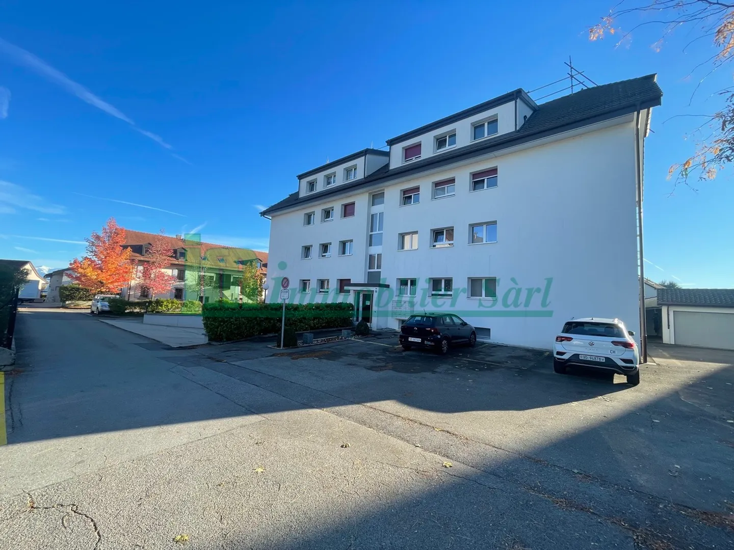 4.5-room apartment for rent in Saint-Sulpice with lake view - Photo 2 of 8