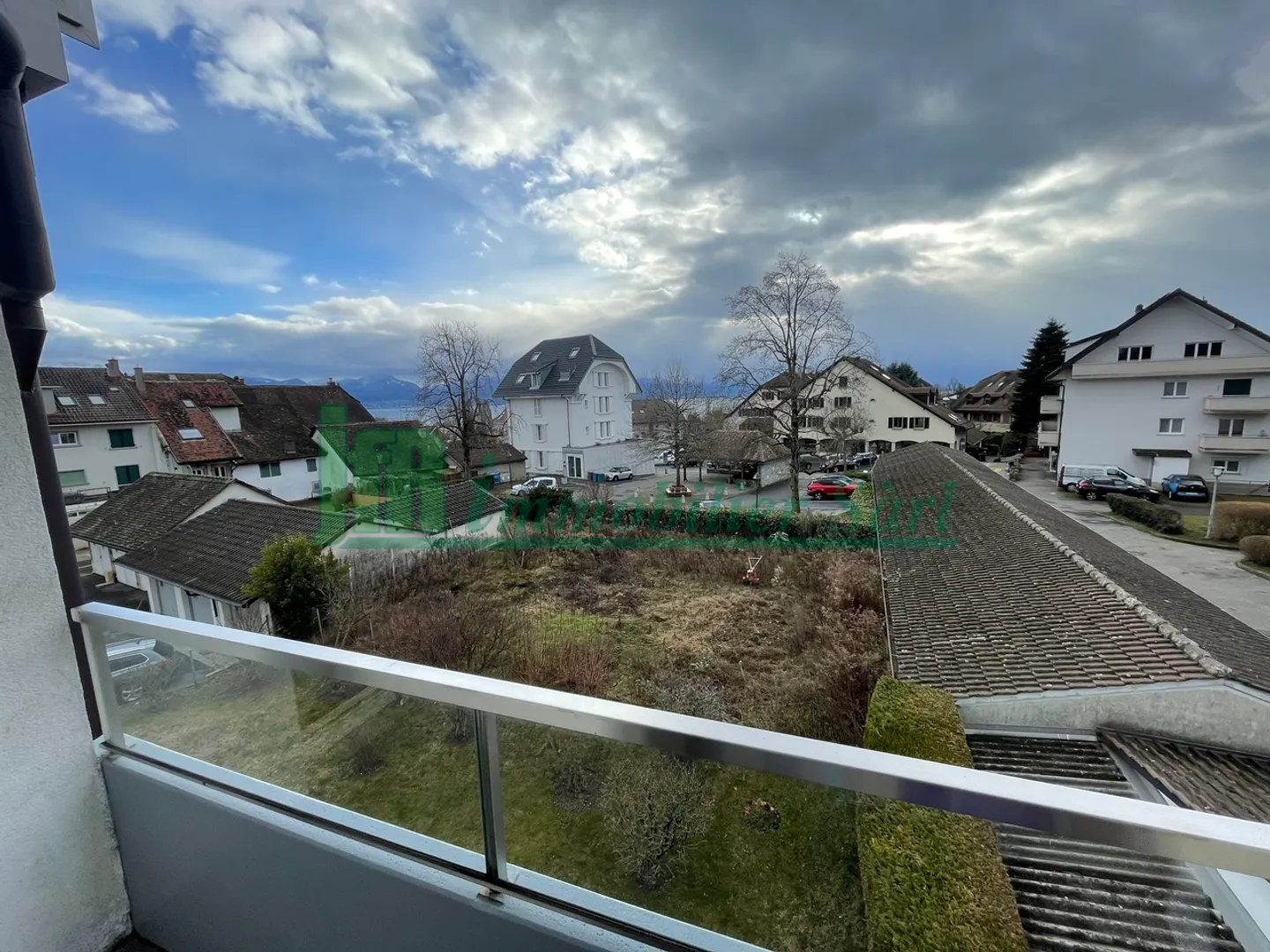 4.5-room apartment for rent in Saint-Sulpice with lake view - Photo 3 of 8