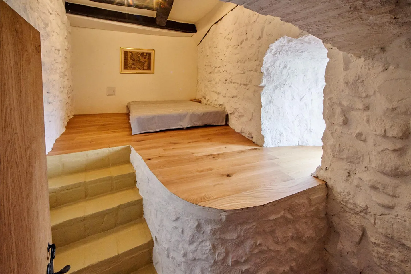 Section de maison historique avec vue – rénovée avec style, flexible - Photo 12 sur 15