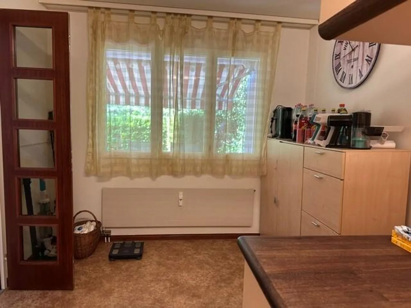 Cozy apartment with private garden seating area - Photo 6 of 11