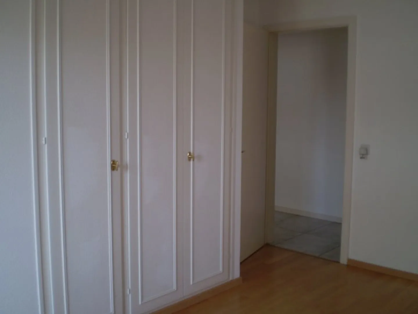 03875 - Appartement 4.5 pièces n° 30 - Ch. de la Piscine 4 - Monthey - Photo 8 sur 9