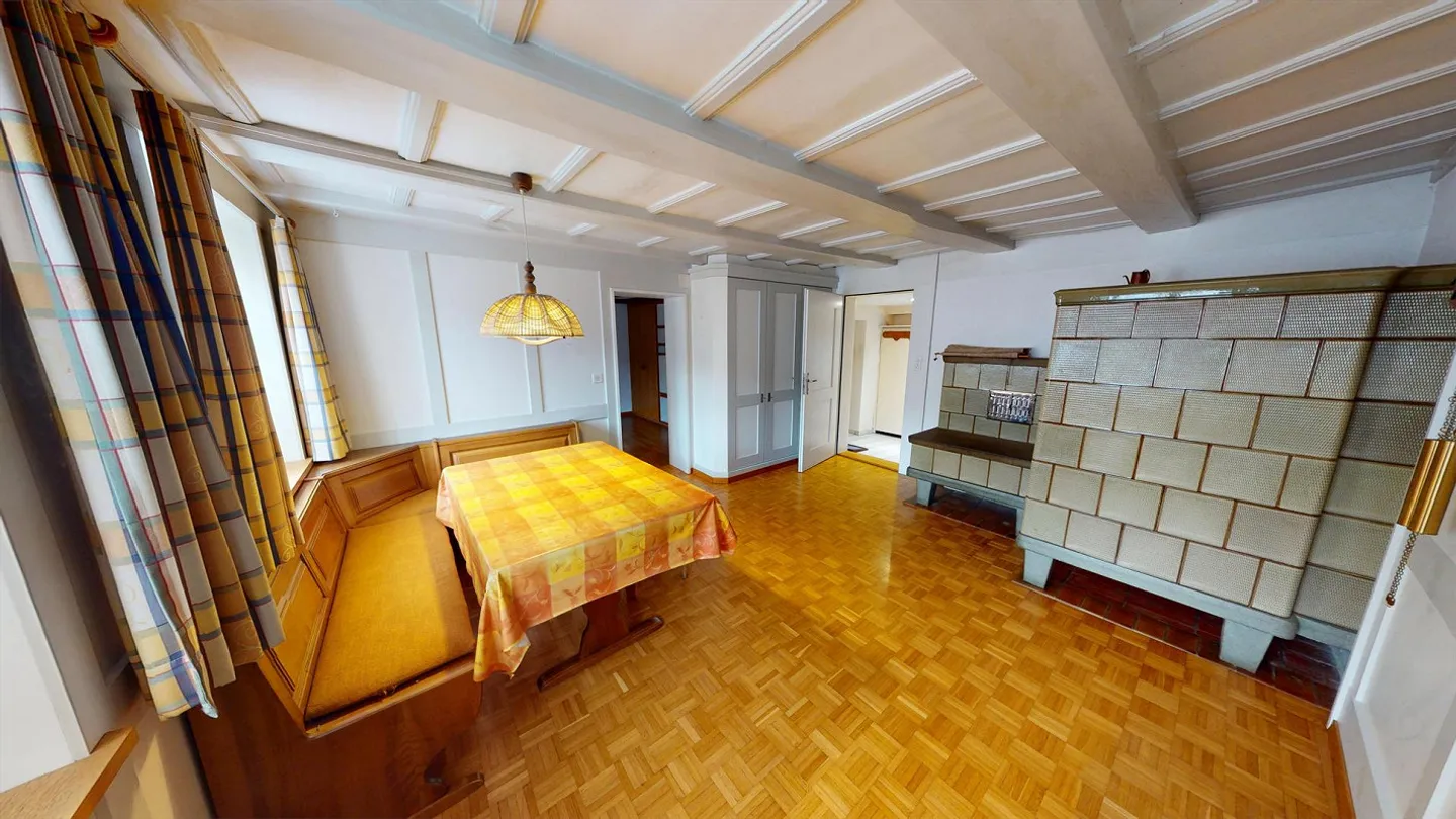 Farmhouse with two barns and outbuildings in the village center - Photo 12 of 16