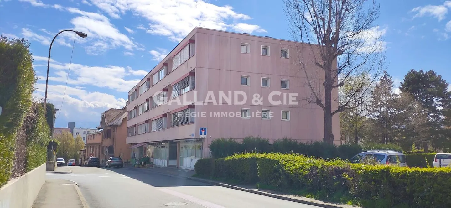 Outdoor parking space - Photo 1 of 1