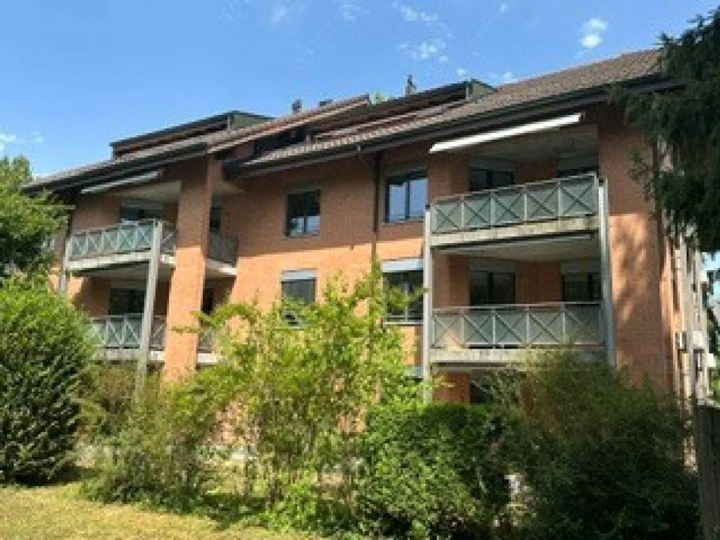 Ampio appartamento di 2,5 locali vicino a Lyssbach - Foto 1 di 3