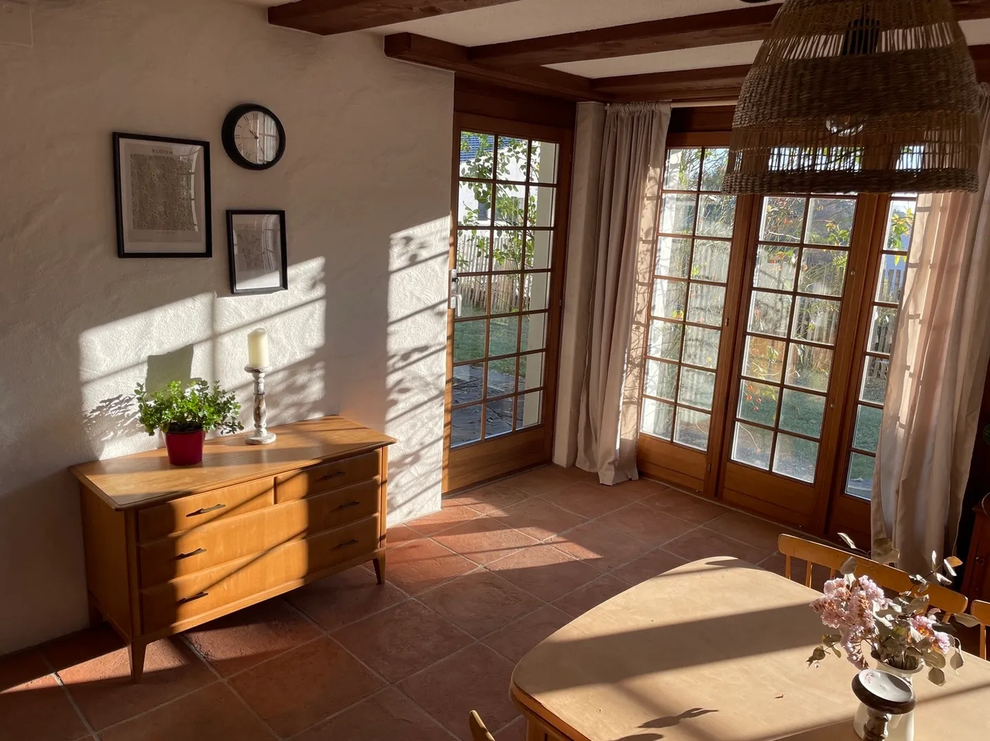 Charming Apartment in Quiet Area - Photo 3 of 8