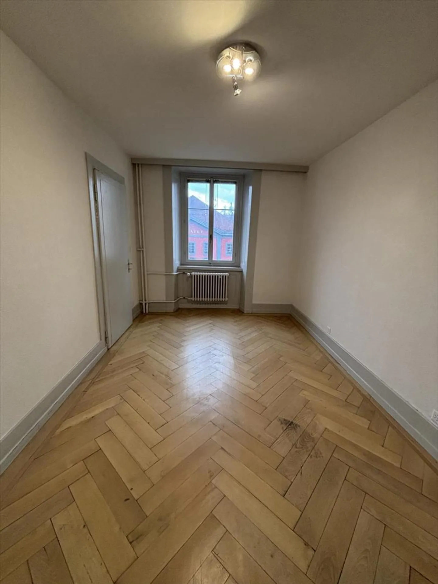 Bureau 3.5 pièces - Photo 5 sur 11