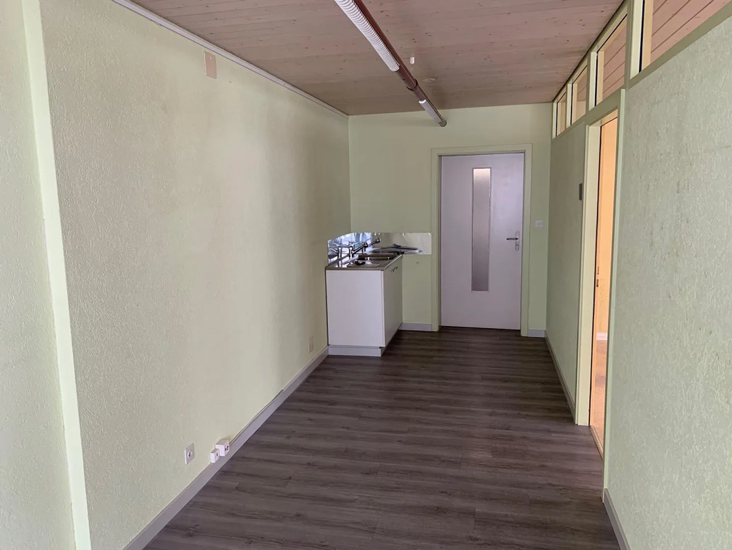 Moderne Büroräume - Foto 3 von 7