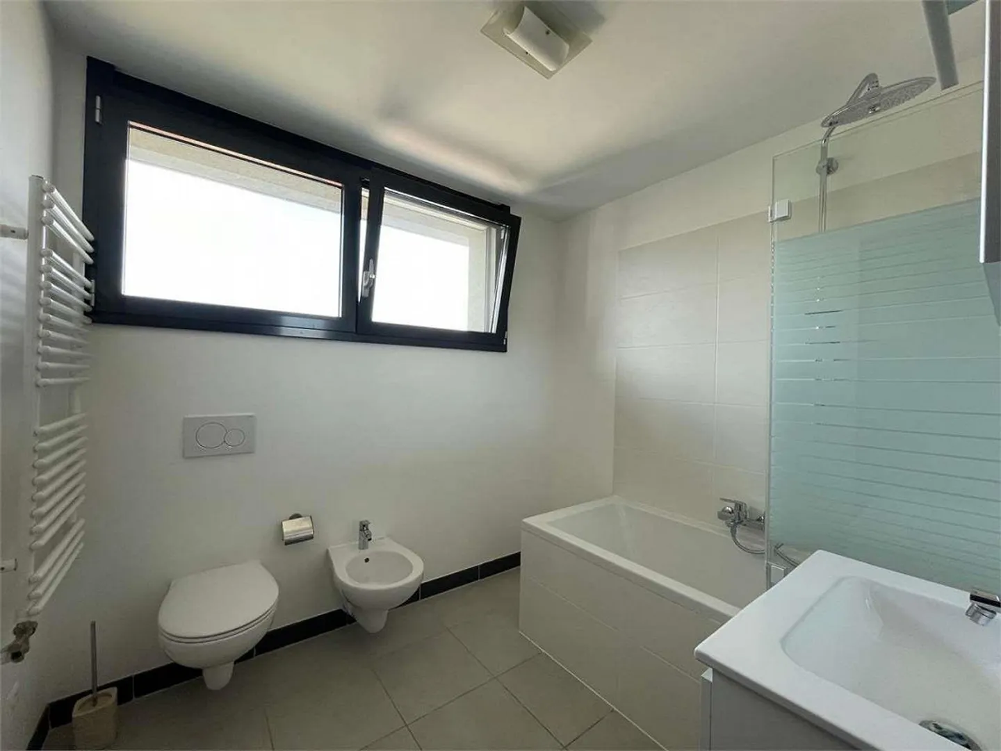 Appartamento di lusso con vista lago - Foto 11 di 13