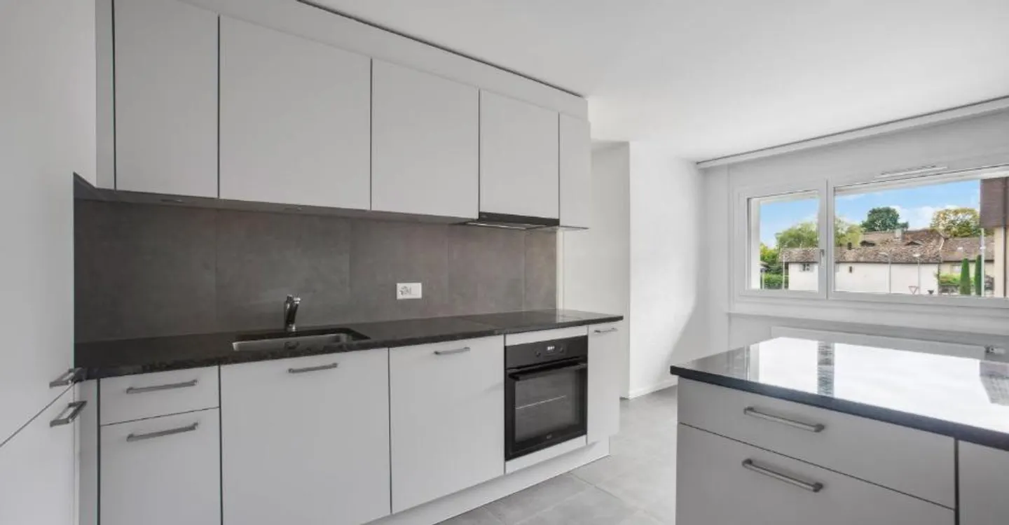 Minergie-Gebäude | Renovierte Wohnung mit KOSTENLOSER Kaution - Foto 3 von 7