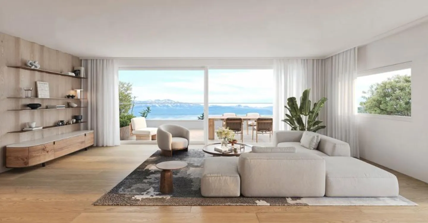 Contemporary Villa with Lake View - Photo 7 of 10