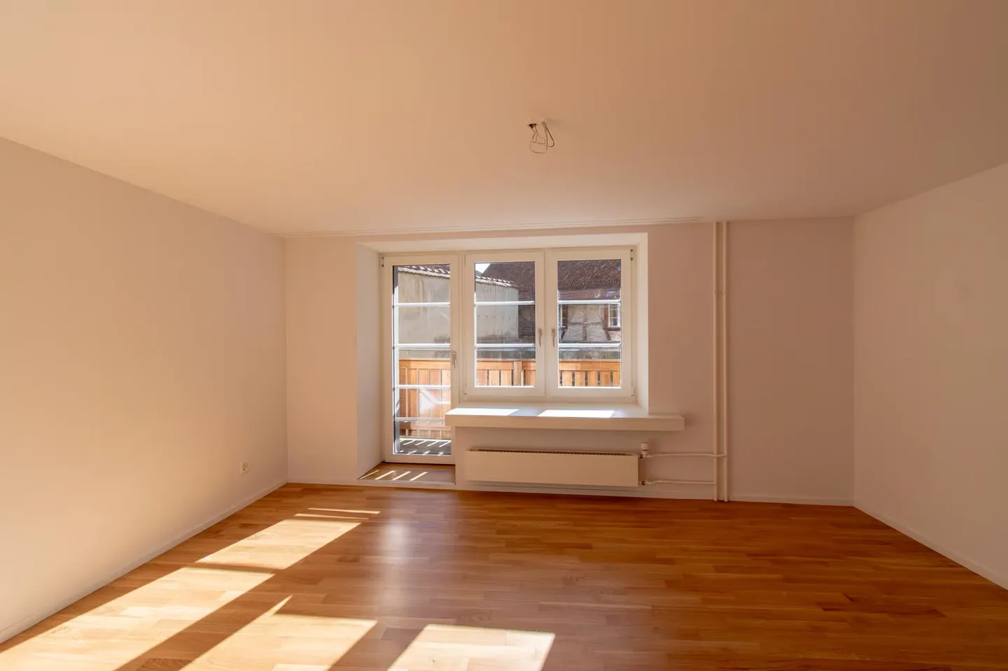 Helle 1.5 Zimmer-Wohnung mit Balkon in der Altstadt - Foto 4 di 13
