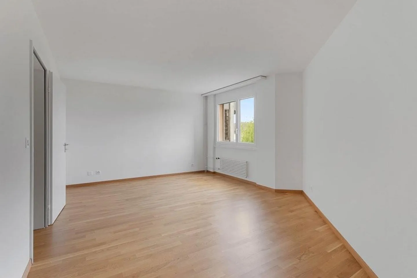 Appartement rénové dans un quartier calme - Photo 7 sur 10