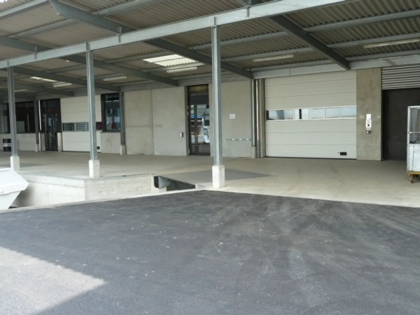 praktische Lagerräume 7m²/10m²/13m²/40m² - Foto 6 von 9