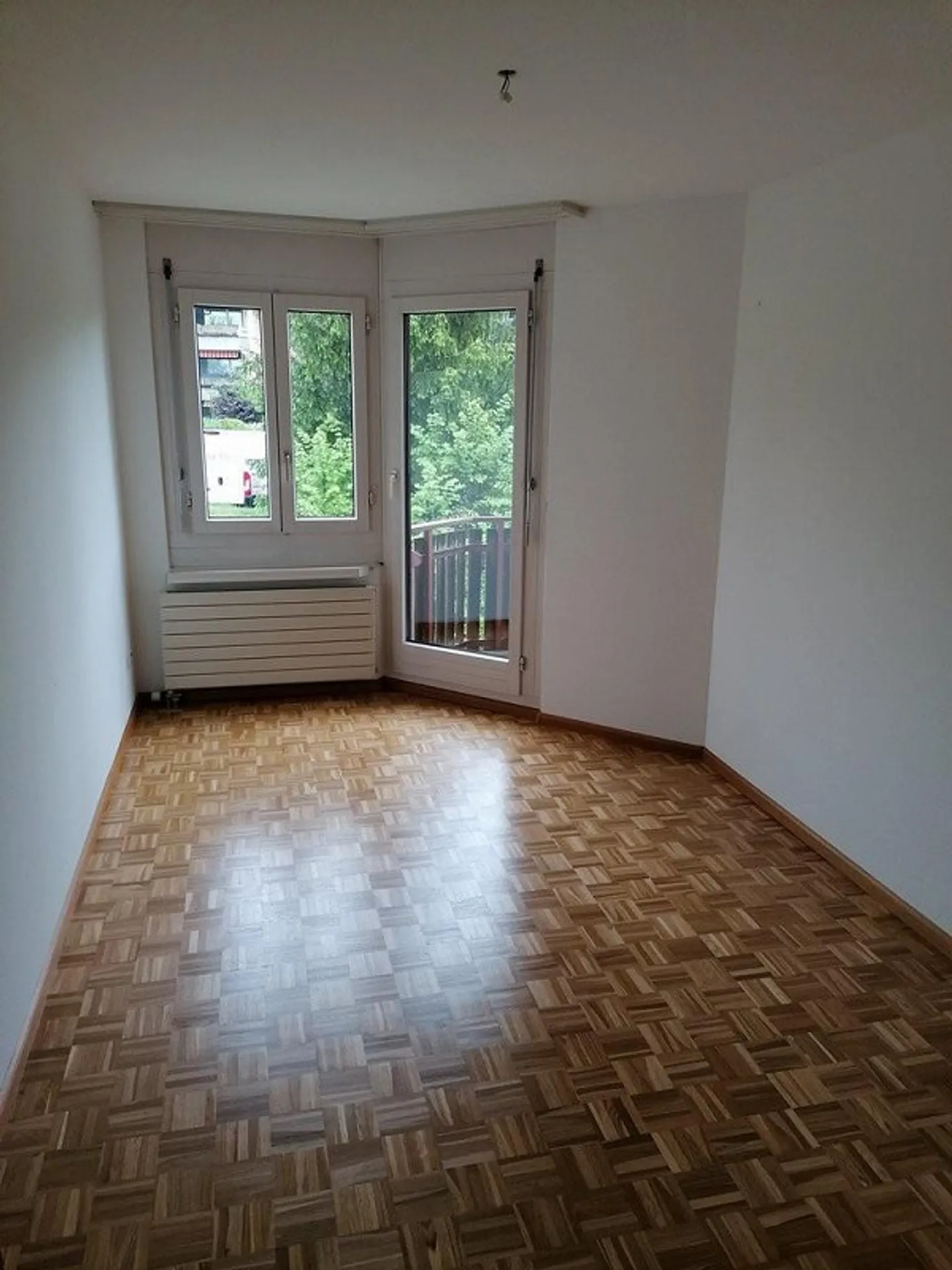 Appartement en duplex de 3,5 pièces dans un emplacement calme et ensoleillé - Photo 5 sur 8