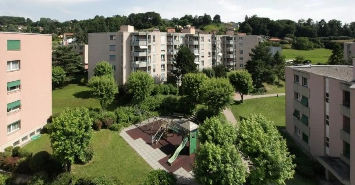 Appartement Familial Rénové - Photo 2 sur 11
