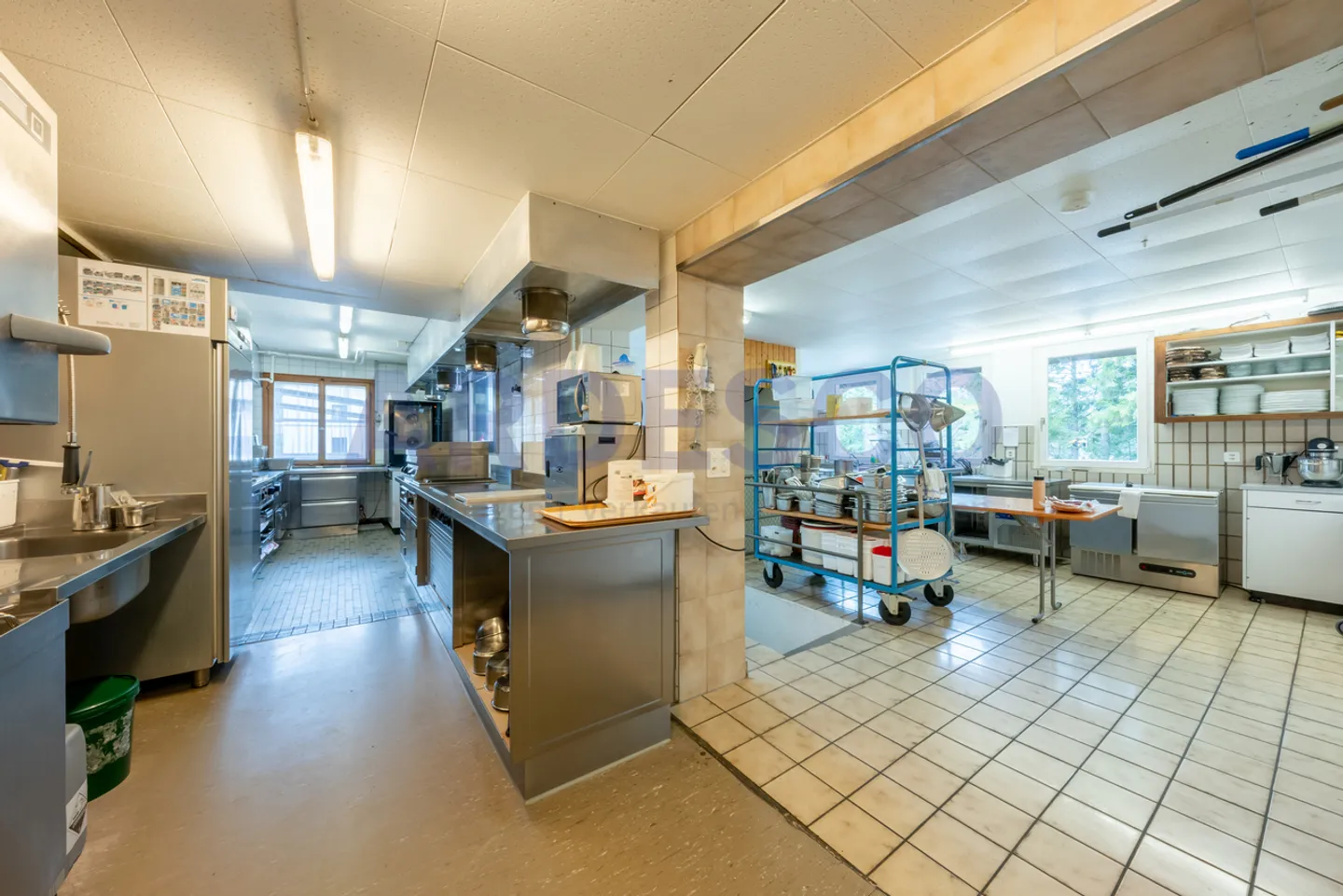 Hotel for sale - Photo 8 of 10