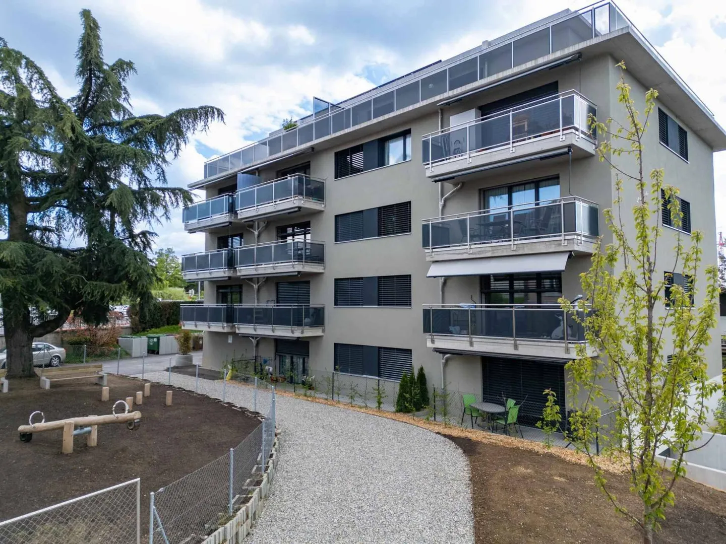 Superb 2.5 rooms with terrace - Photo 1 of 10