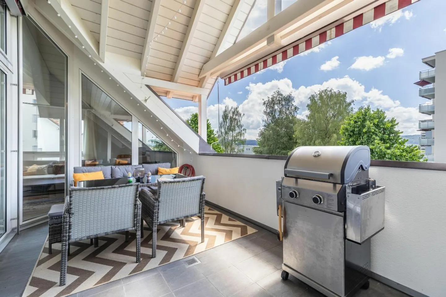 5.5 Room apartment - Photo 4 of 13