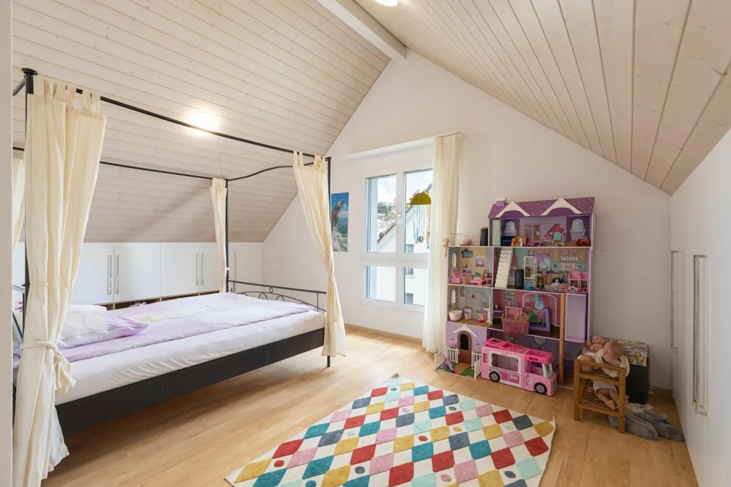 5.5 Room apartment - Photo 12 of 13