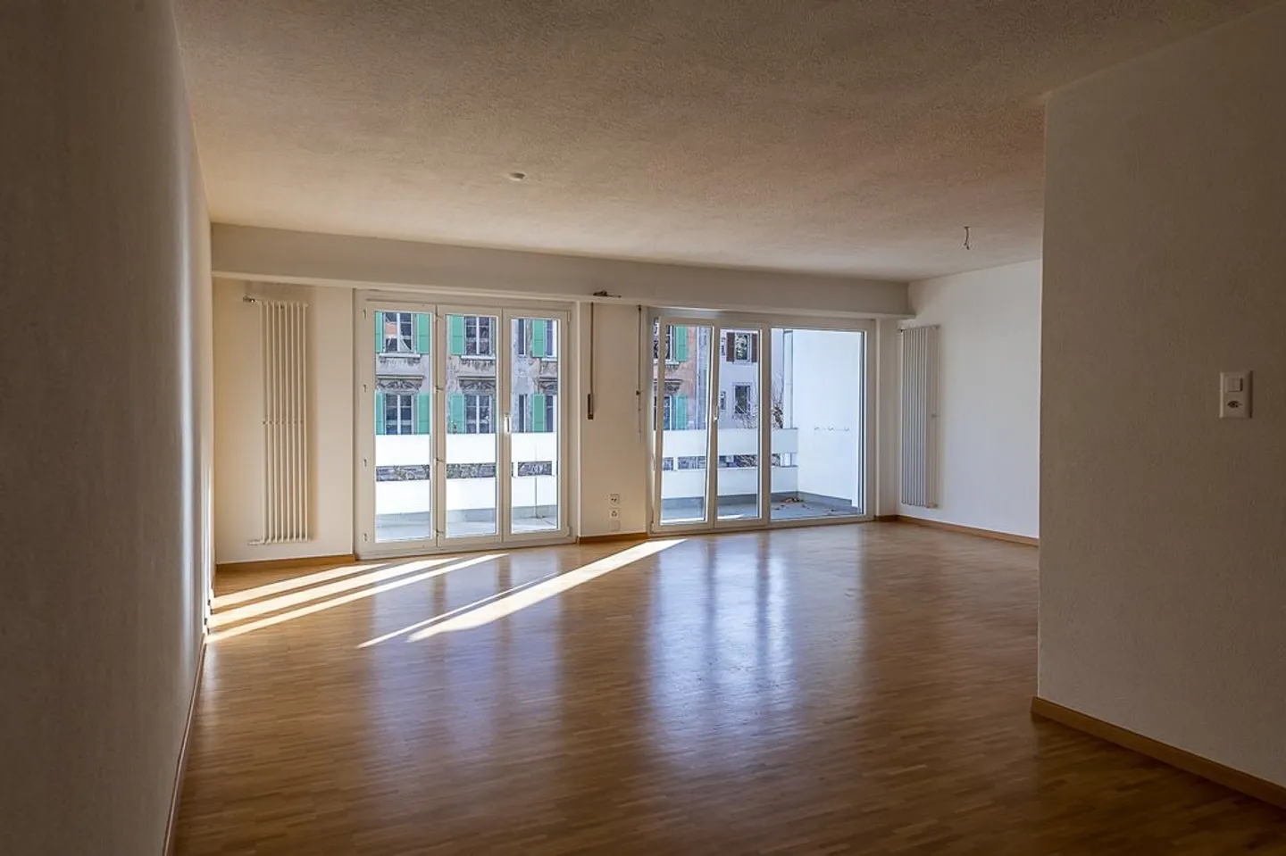 SPACIOUS APARTMENT WITH LARGE BALCONY - Photo 2 of 7