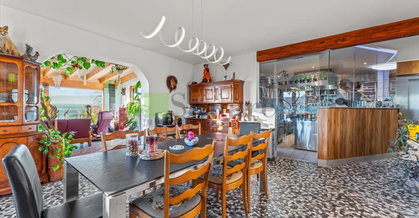 Grande Maison Familiale avec Jardin - Photo 3 sur 12