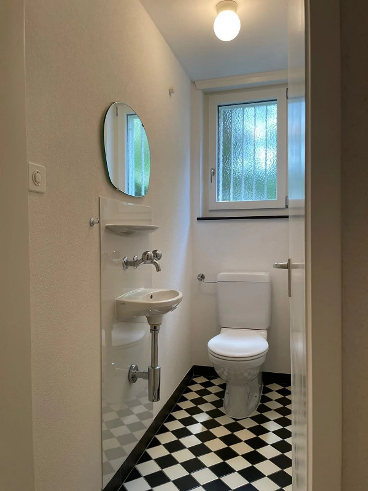 Appartement en duplex de 2,5 pièces dans un emplacement calme à Rotmonten - Photo 6 sur 12