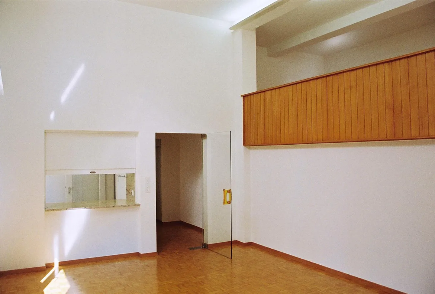 Appartement en duplex de 2,5 pièces dans un emplacement calme à Rotmonten - Photo 7 sur 12