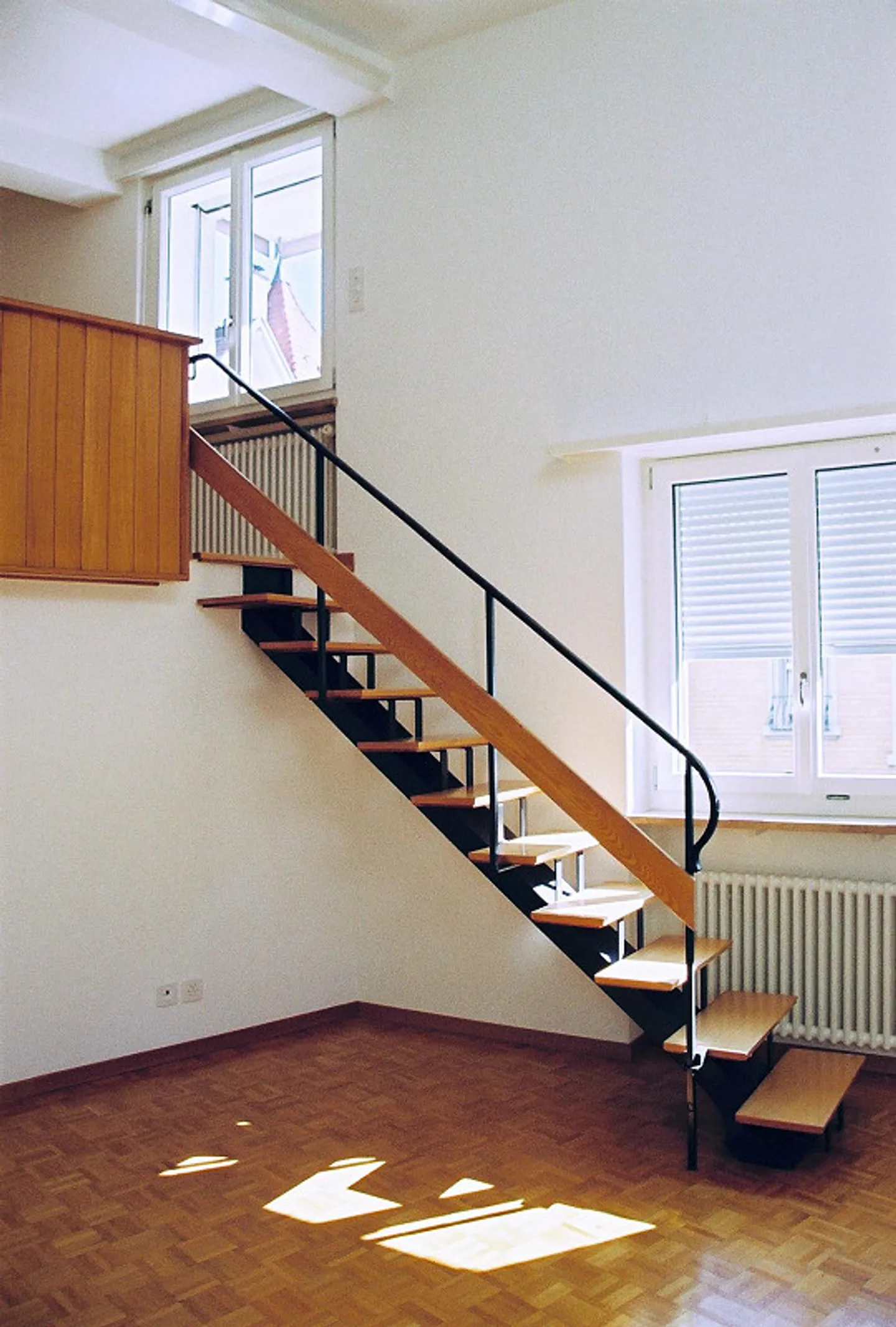 Appartement en duplex de 2,5 pièces dans un emplacement calme à Rotmonten - Photo 8 sur 12