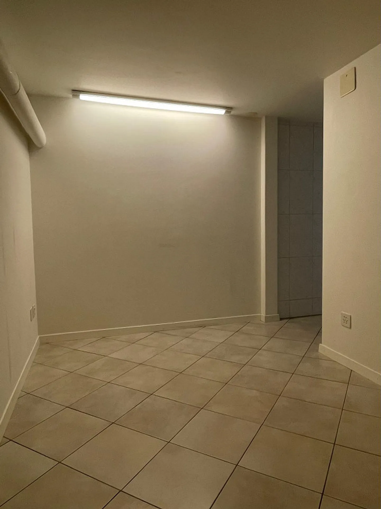 Appartement en duplex de 2,5 pièces dans un emplacement calme à Rotmonten - Photo 12 sur 12