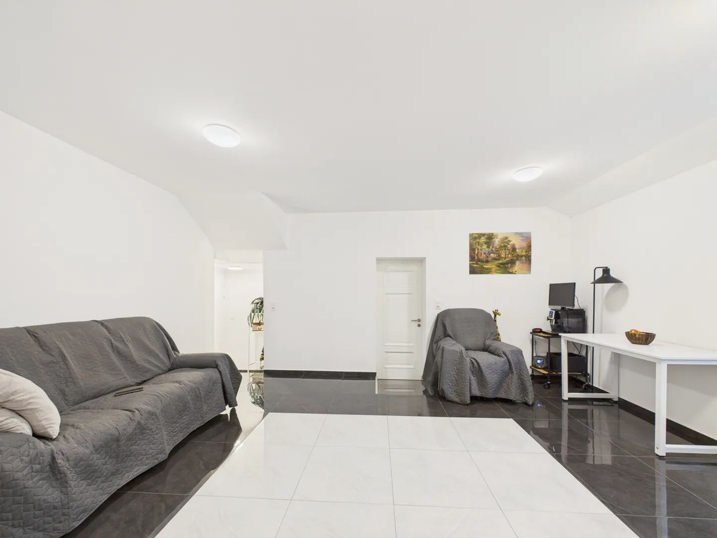 Appartamento arredato nel cuore della città vecchia di Aarau - Foto 2 di 11