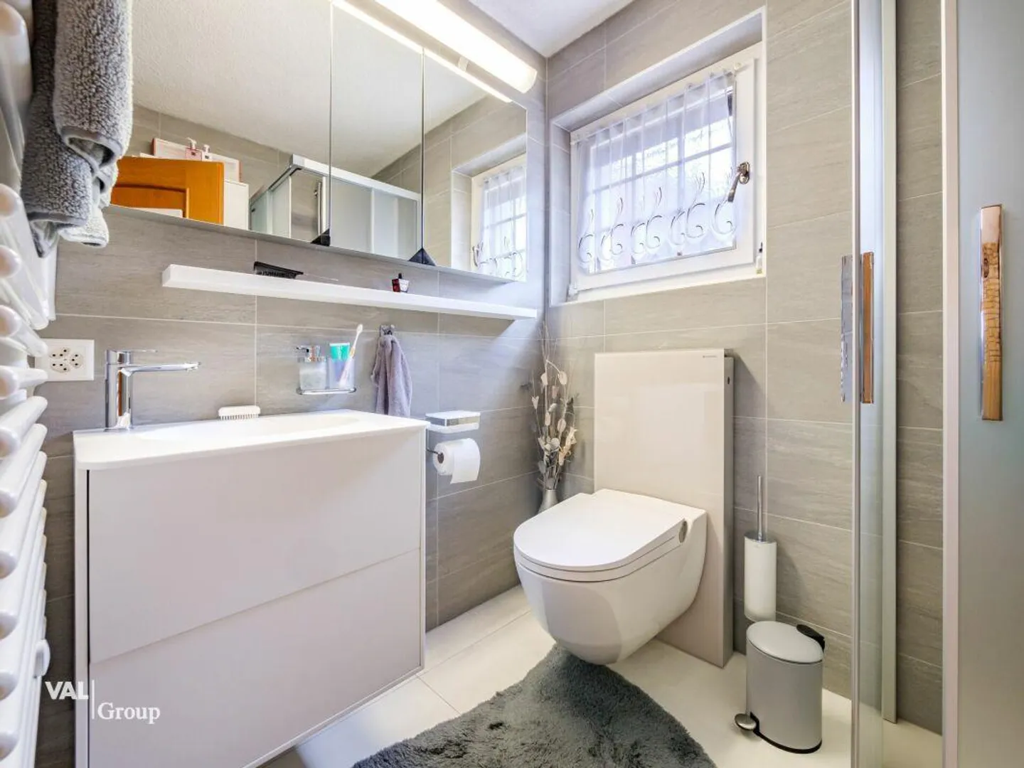 Chalet with exceptional panorama enhanced by love and passion - Photo 8 of 14