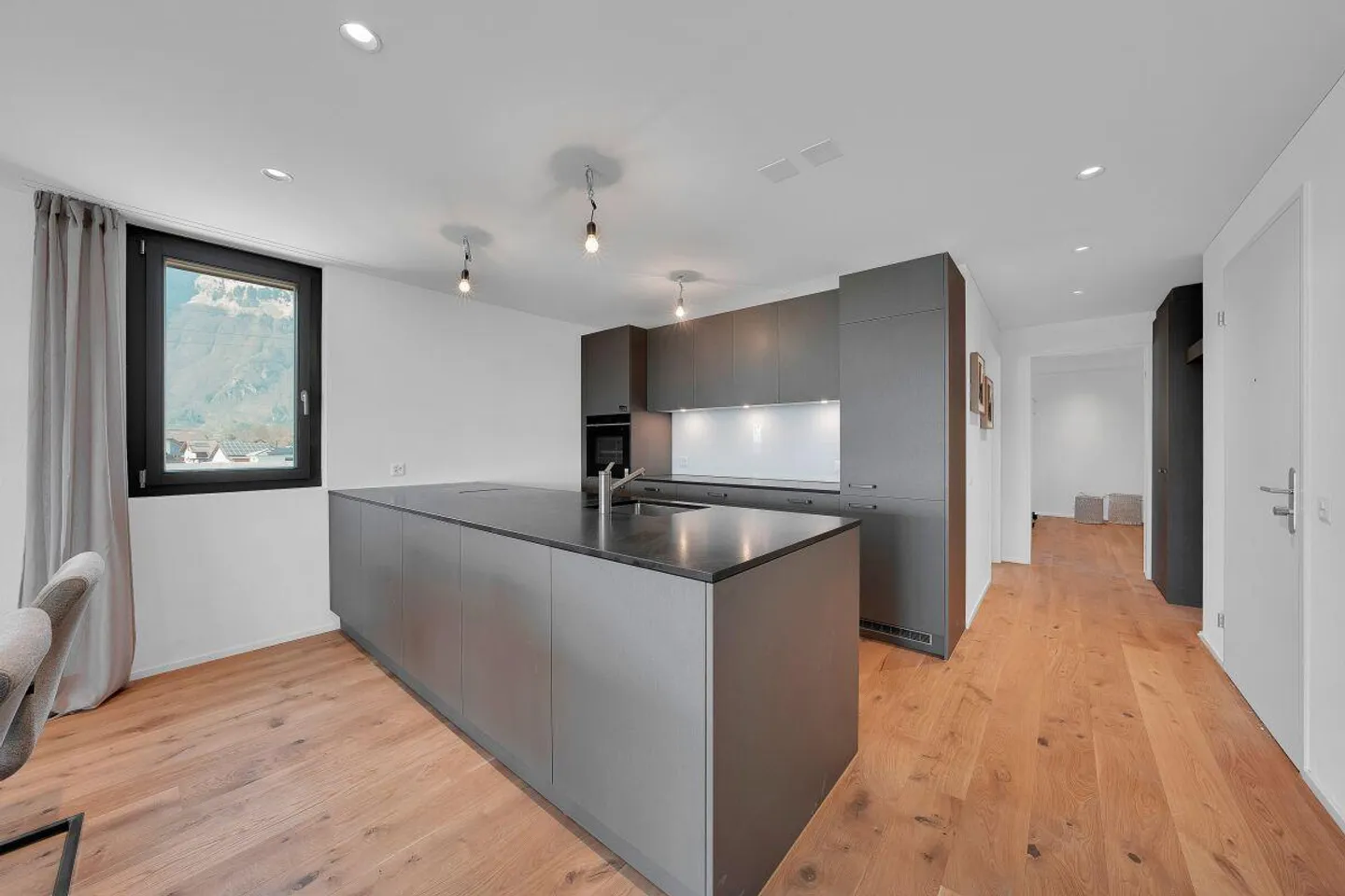 Appartamento attico di 2,5 stanze - Foto 4 di 8