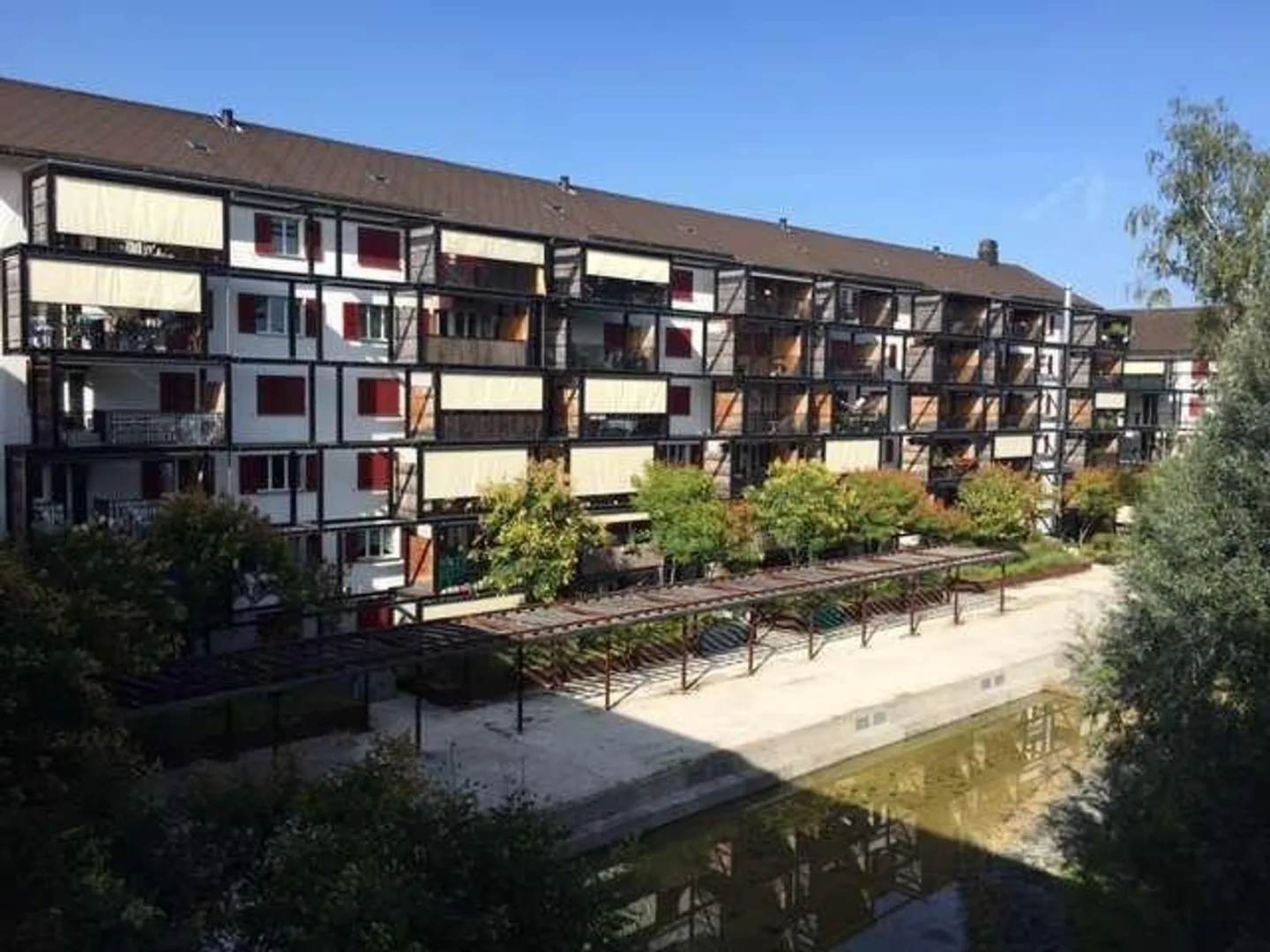 Schöne Wohnung an super Lage zwischen Bahnhof und der Aare! - Foto 2 von 7