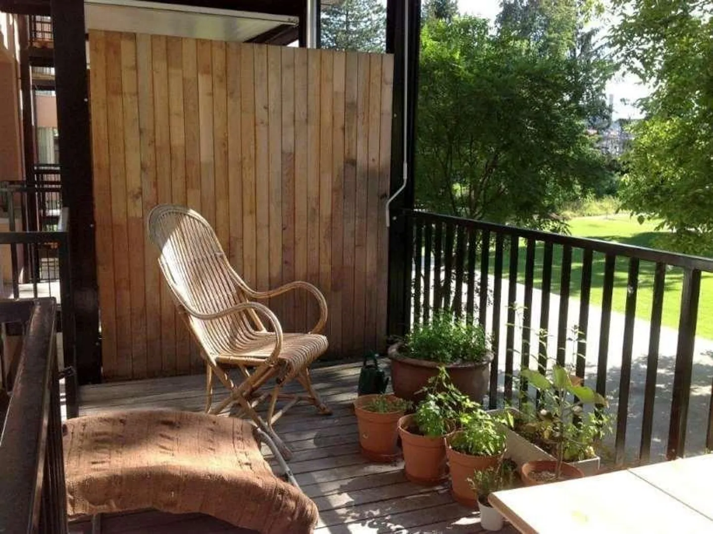 Schöne Wohnung an super Lage zwischen Bahnhof und der Aare! - Foto 3 von 7