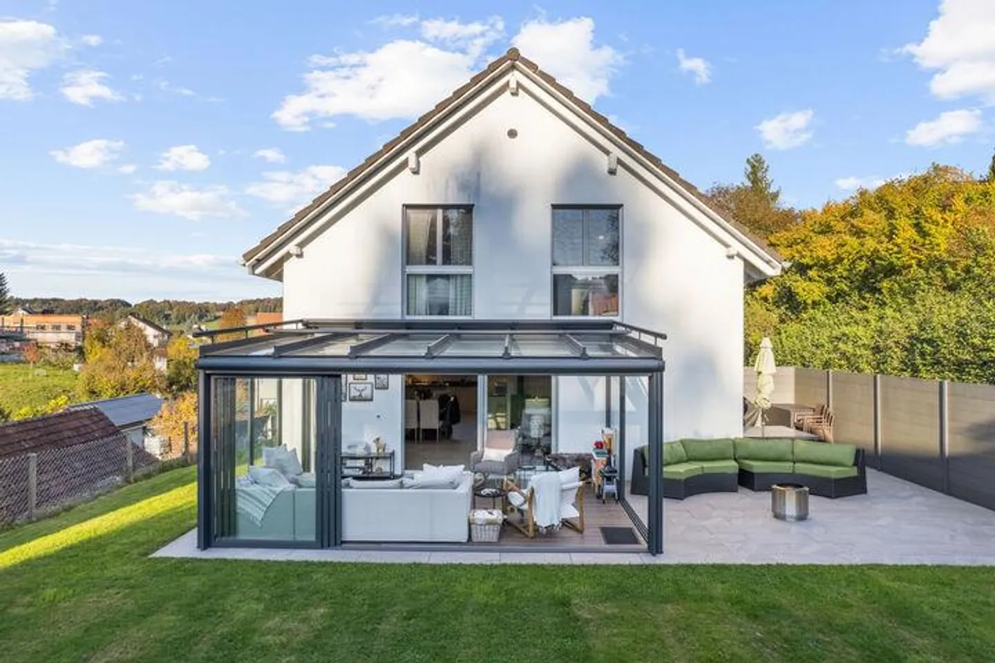 MODERN LIVING WITH TIMELESS ELEGANCE - Photo 1 of 7