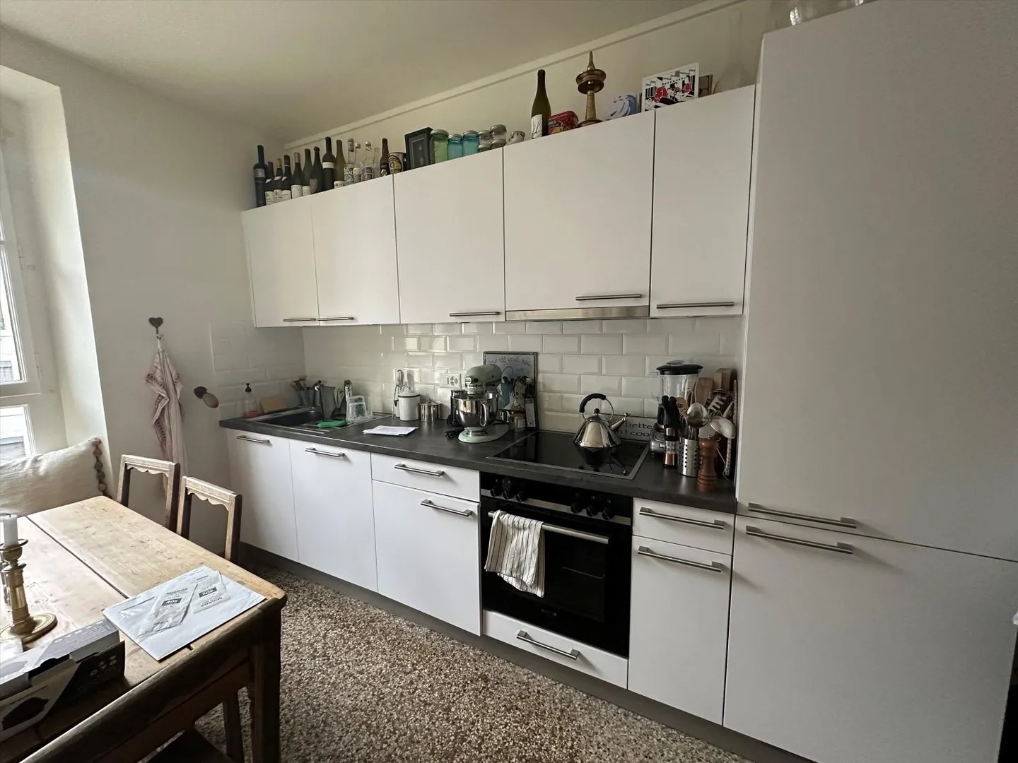 Appartement plein de charme, Rue des Eaux-Vives - Photo 3 sur 7