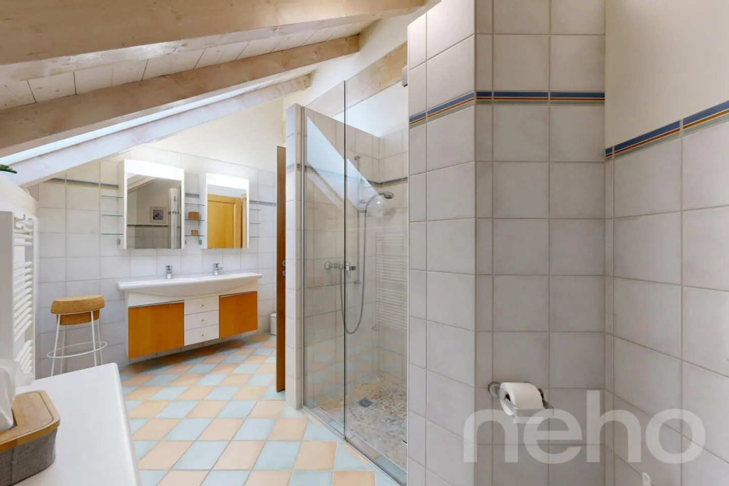 Geräumiges Familienhaus in Thielle - Foto 11 von 13