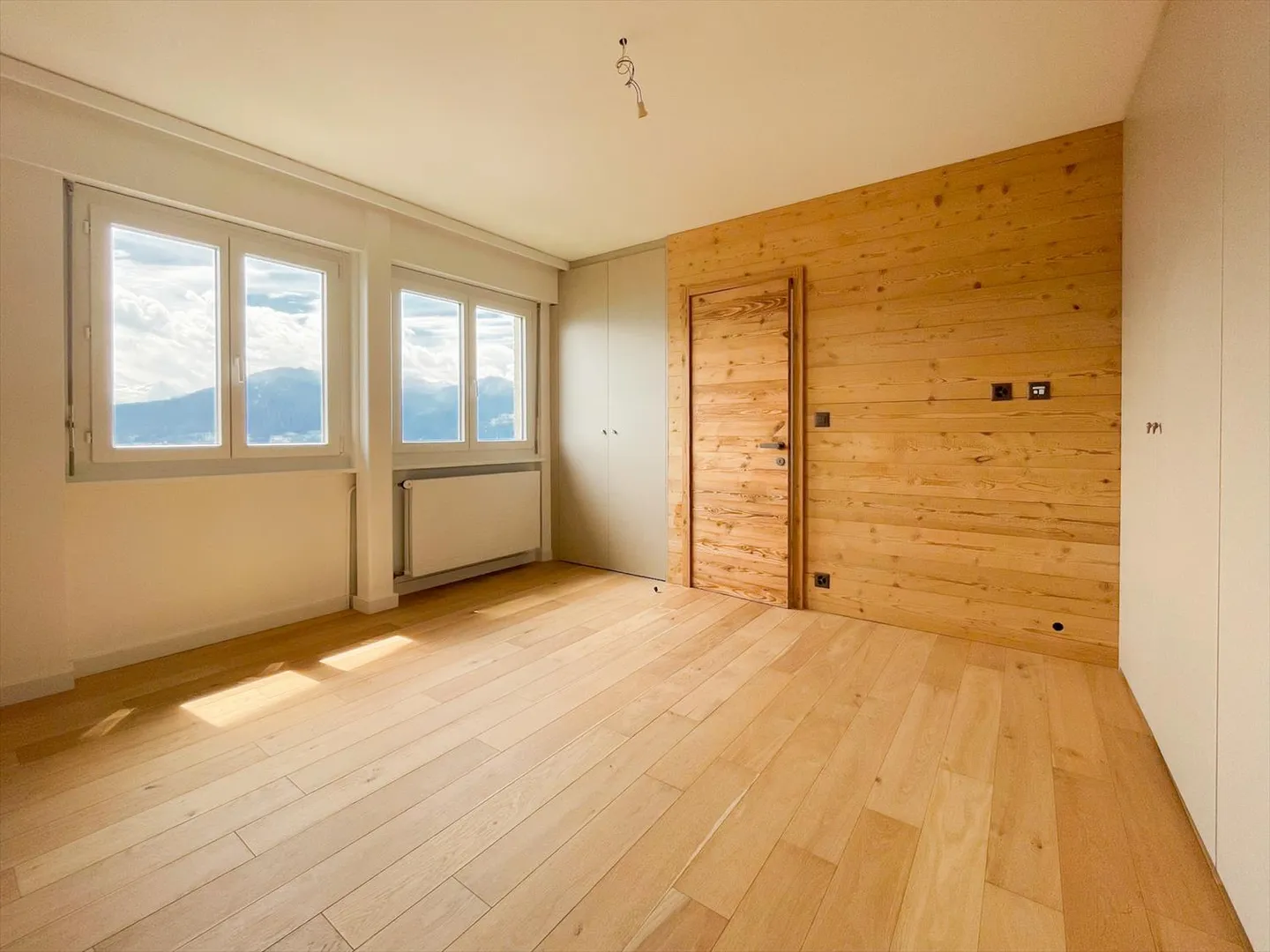 4.5 Room Penthouse - Photo 9 of 14