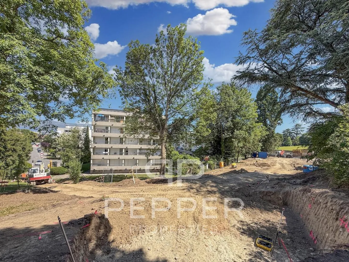 Maison contiguë 5.5 pièces - Photo 5 sur 9