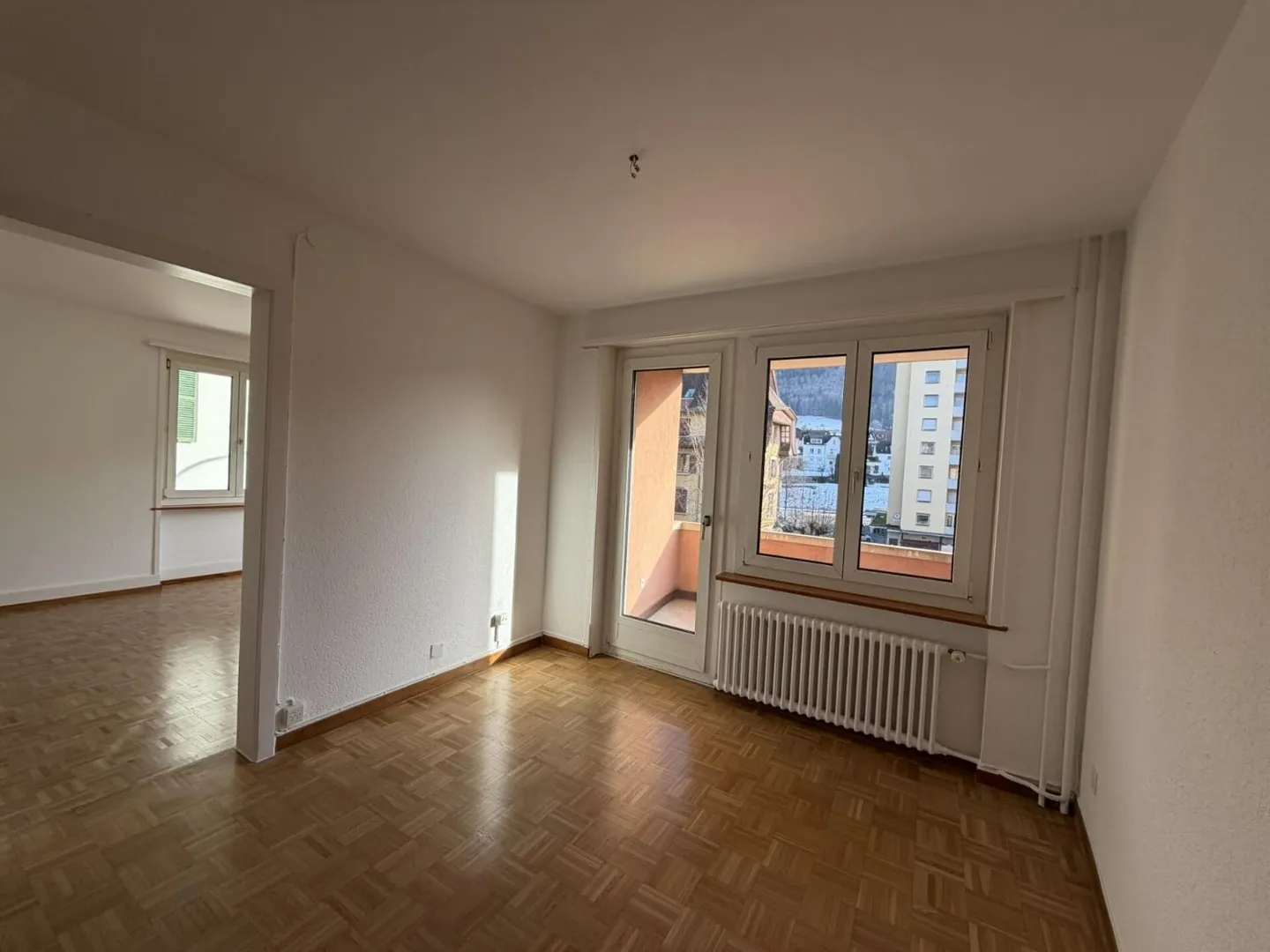 Tavannes, schöne 4,5-Zimmer-Wohnung im 2. Stock - Foto 2 von 7