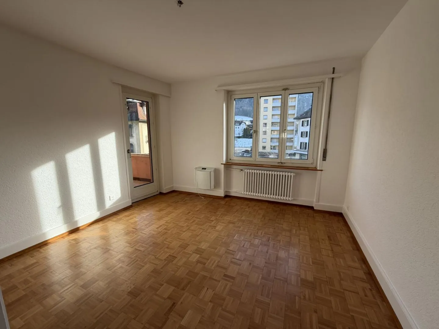 Tavannes, schöne 4,5-Zimmer-Wohnung im 2. Stock - Foto 3 von 7