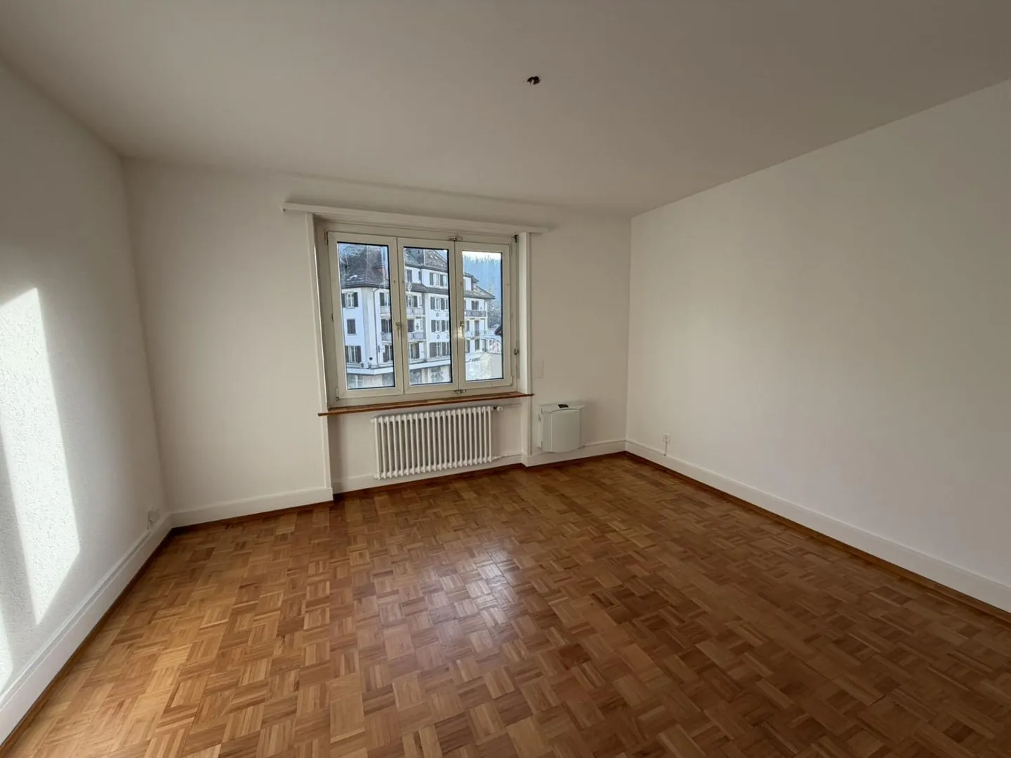 Tavannes, schöne 4,5-Zimmer-Wohnung im 2. Stock - Foto 5 von 7