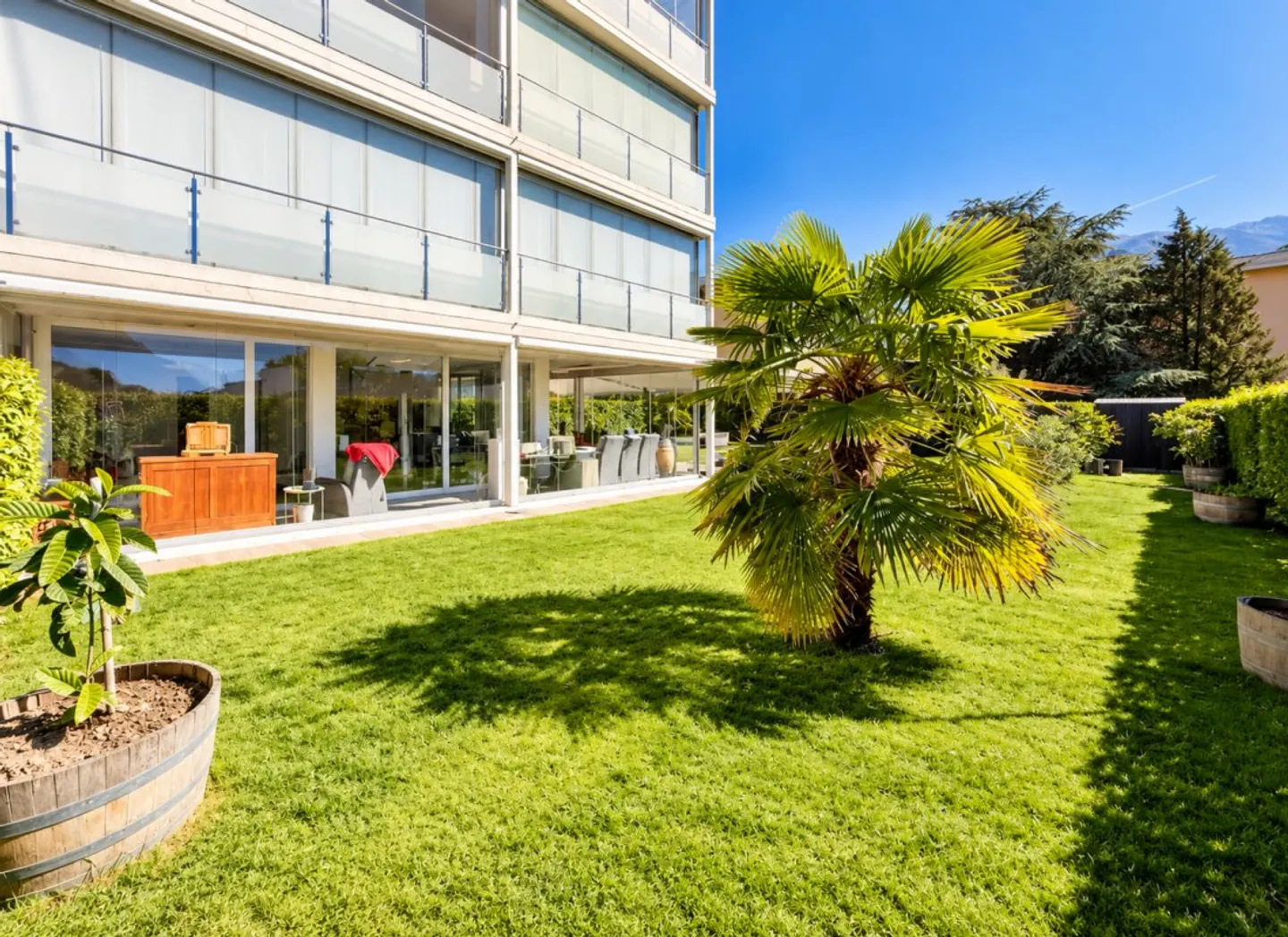 Luxuswohnung mit Privatgarten - Foto 2 von 28