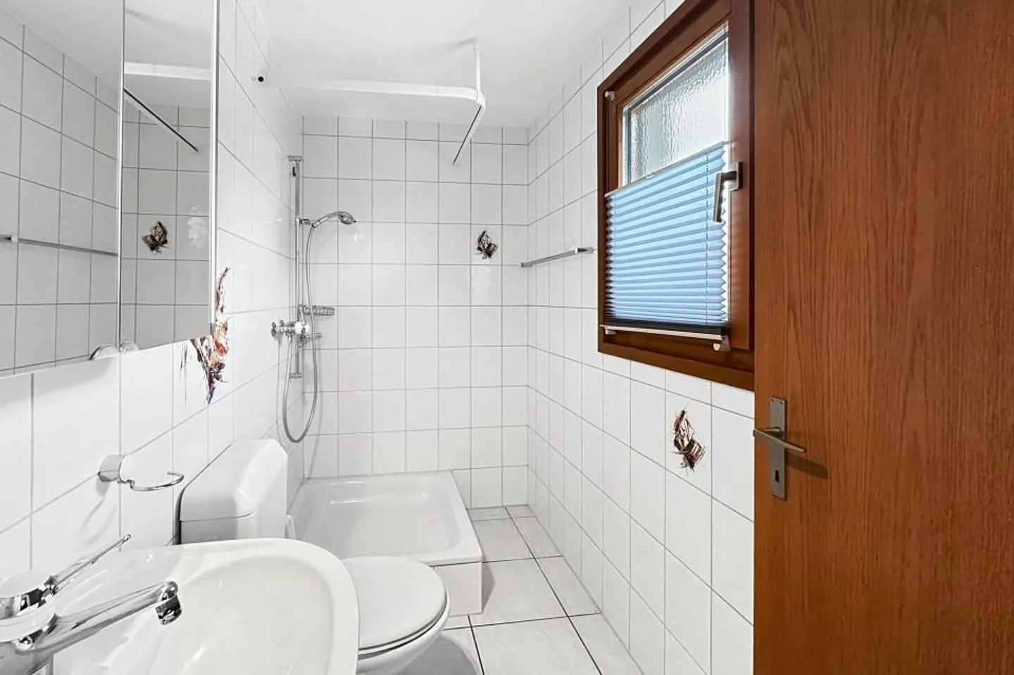 Arrive and Feel Good - Semi-Detached House with Enjoyment Garden - Photo 7 of 13