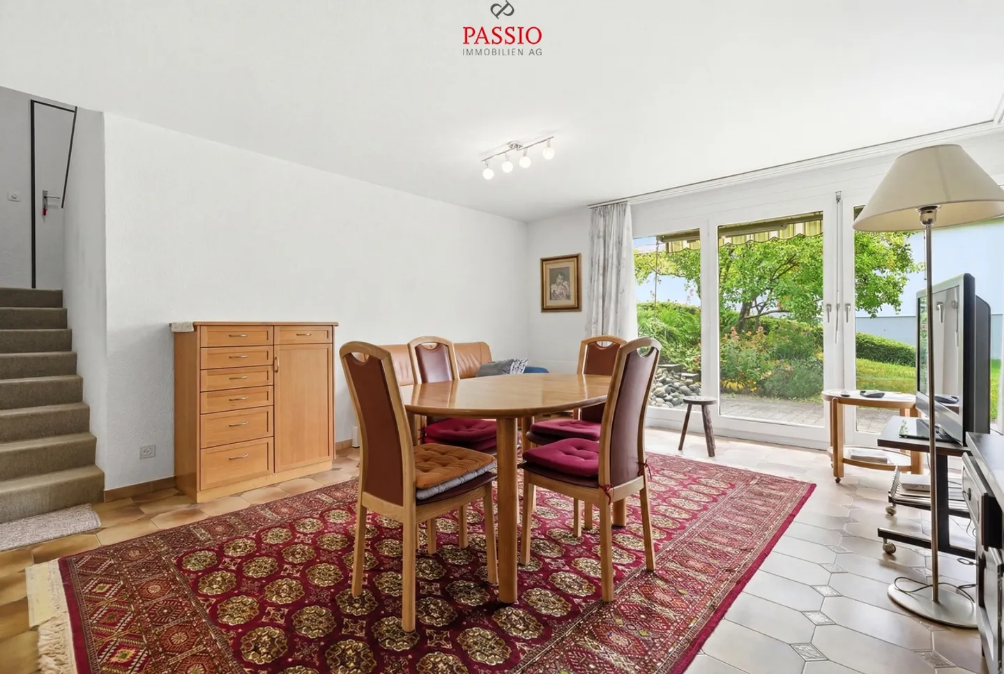 Charmantes Einfamilienhaus mit Garten - Foto 3 von 35