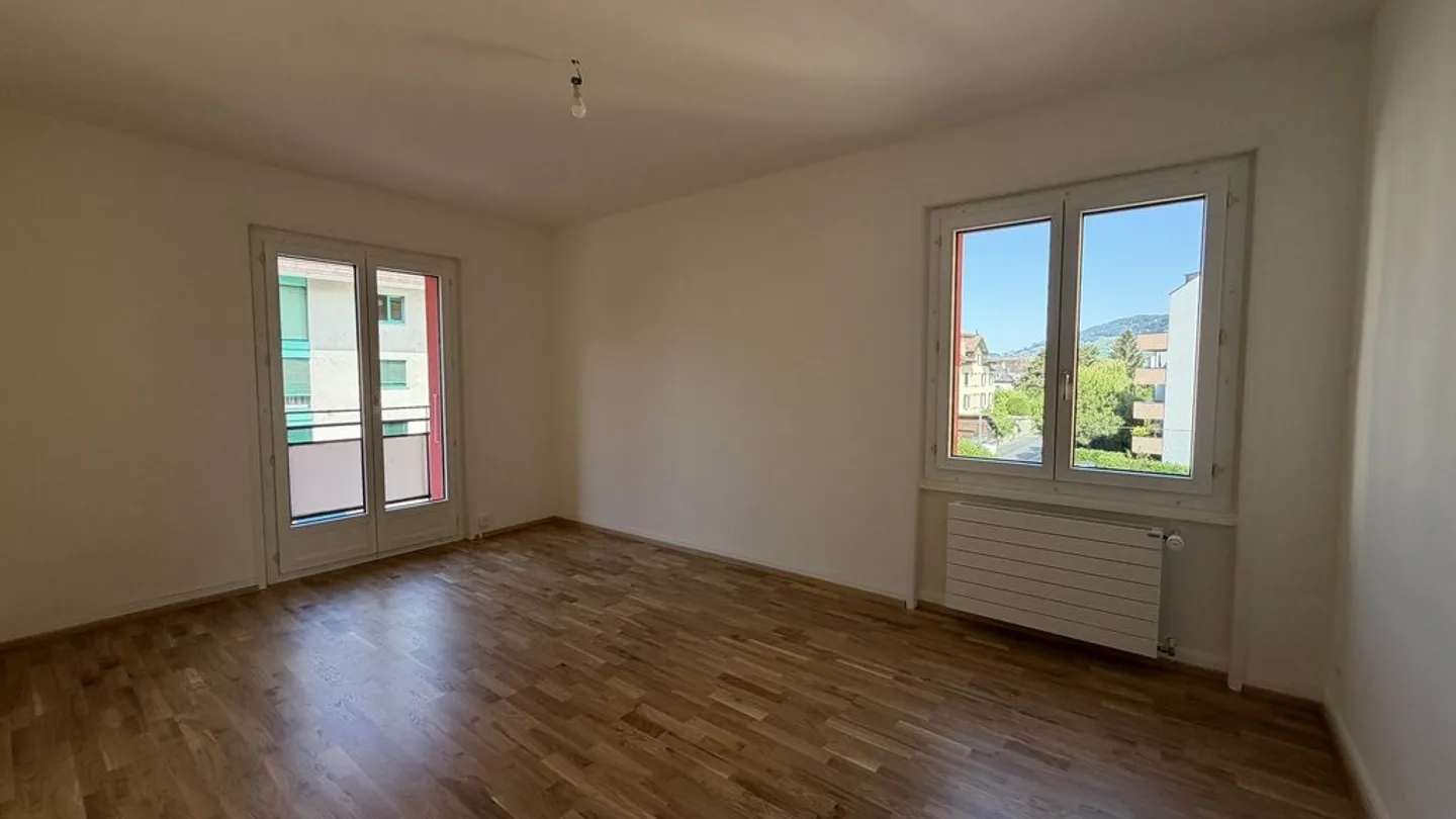 Fully renovated 2.5 room apartment - Photo 6 of 7