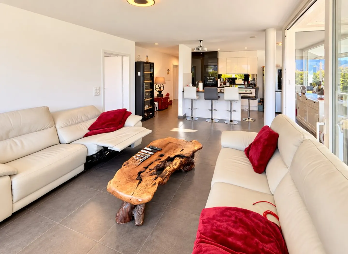 Luxuswohnung mit Privatgarten - Foto 13 von 28